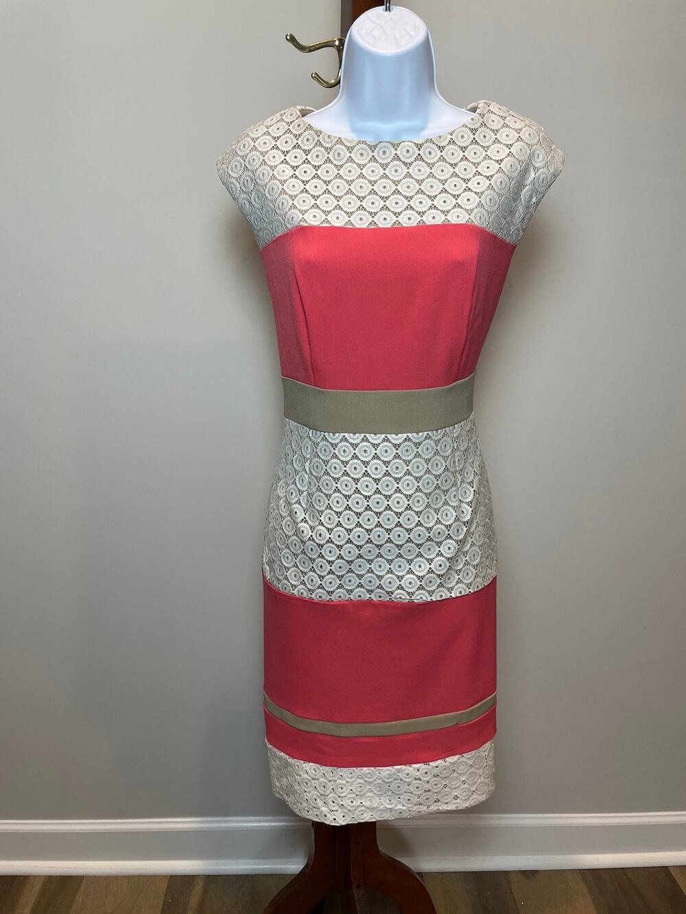 Studio One New York Colorblock Sheath Dress Size 8 Tan Cream Lace Overlay